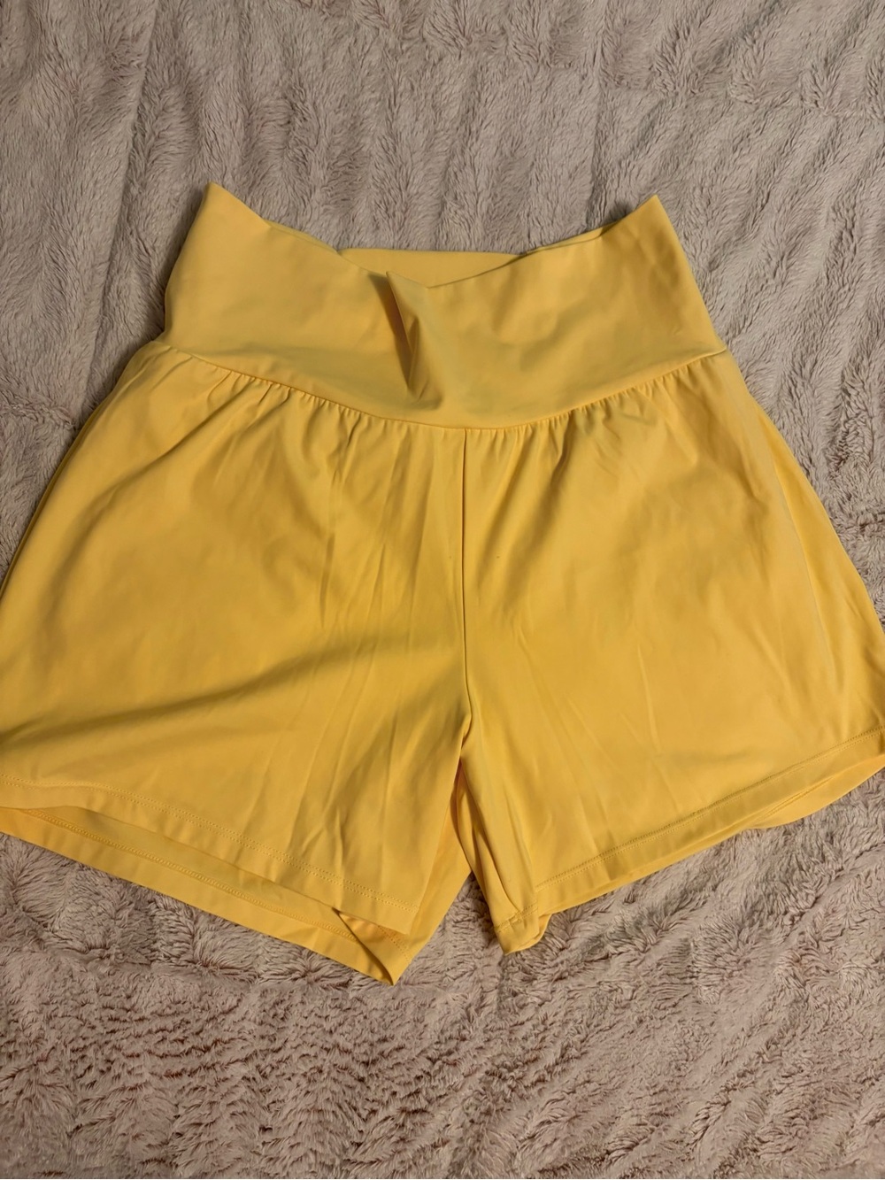 Halara SoftlyZero™ Airy Super High Waisted 2-in-1 Shorts